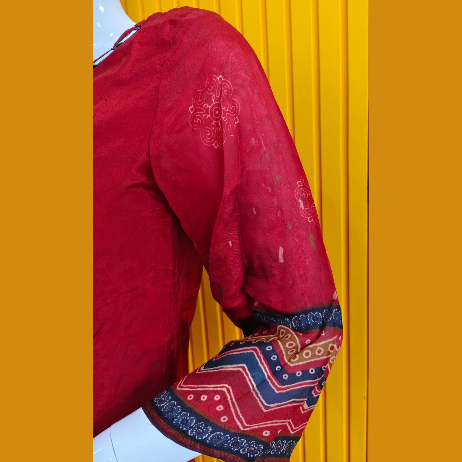 Pure Crepe Full Set with Mirror work