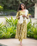 Anarkali Full set with thread work Flared Kurta Green