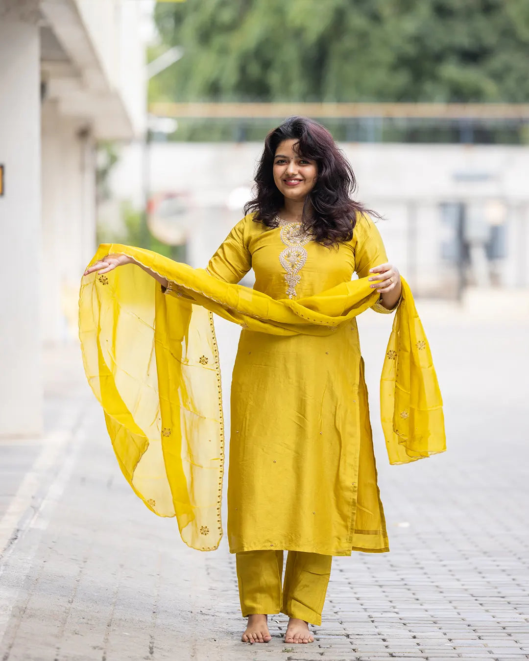 Full Set with heavy zari work Straight fit Mustard