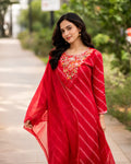 Full set with thread work Straight fit Red