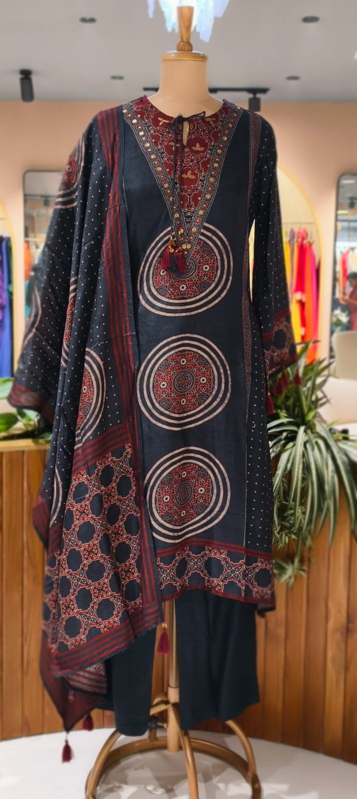 Pure Dola Silk 3 Pc Set