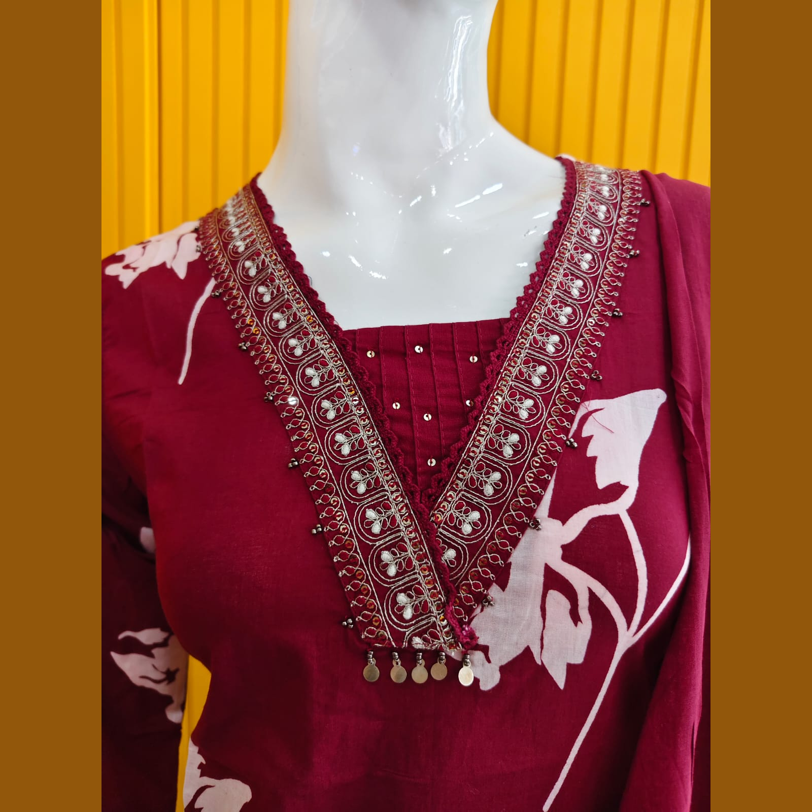 Full Set with high V neck Straight fit Maroon
